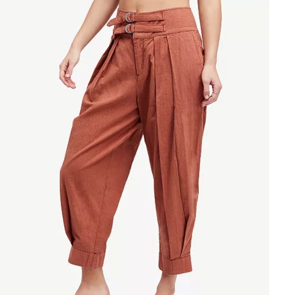 Free People 4 Double Buckle Soft Pants‎ Pleated Tapered Rust Orange Cropped